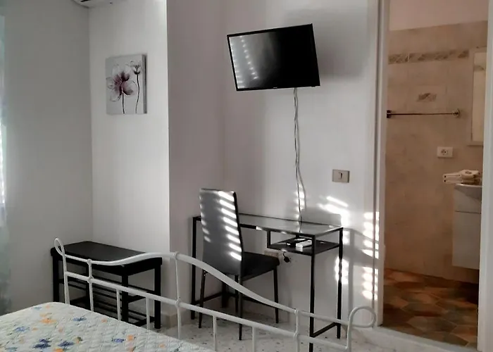 住宿加早餐酒店 Phiniscollis