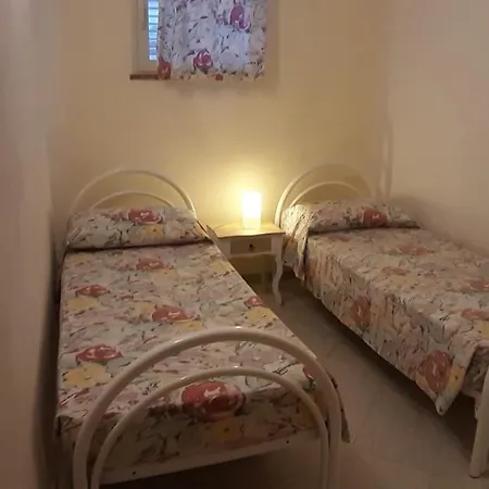 Phiniscollis Bed & Breakfast *