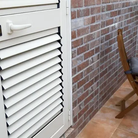 Bed & Breakfast Phiniscollis