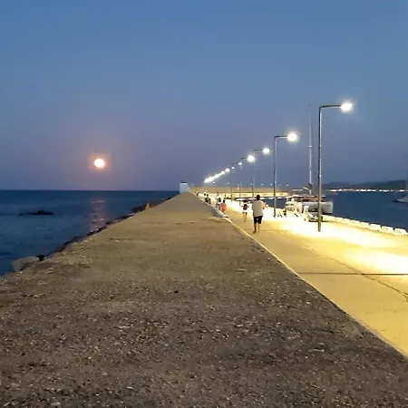 Bed & Breakfast Phiniscollis