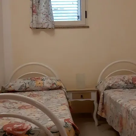 Bed & Breakfast Phiniscollis La Caletta