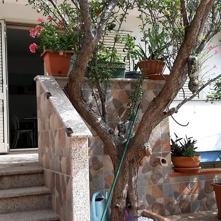 Bed & Breakfast Phiniscollis La Caletta