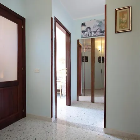 Phiniscollis Bed & Breakfast 3*